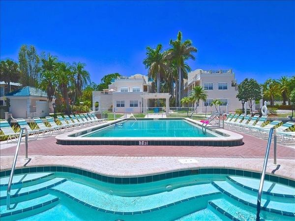Siesta Key Vacation Condo Walk Out