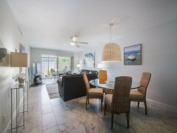 Gulf Side Vacation Condo With Pool & Tennis Court 6 Guests