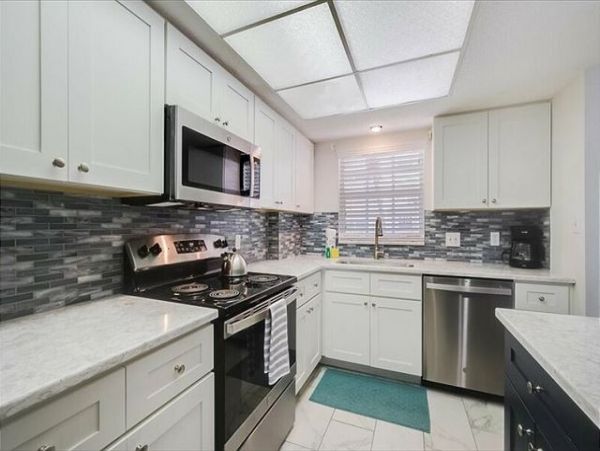 Gulf Side Vacation Condo With Pool & Tennis Court 6 Guests