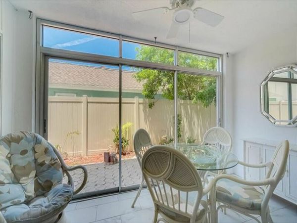 Gulf Side Vacation Condo With Pool & Tennis Court 6 Guests