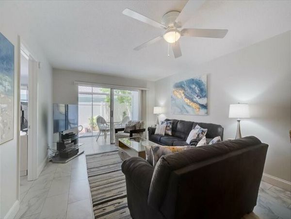 Gulf Side Vacation Condo With Pool & Tennis Court 6 Guests