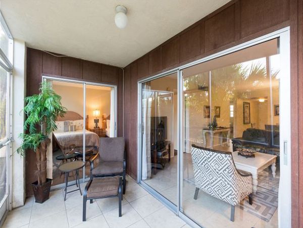 First Floor Two Bedroom Condo in Siesta Key Walk To Beach