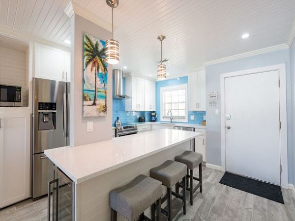 Gulf Side Vacation Condo in Siesta Key - Sleeps 6 Guests