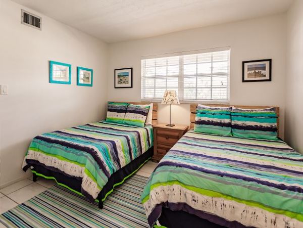 Siesta Key Two Bedroom Condo Crescent Beach