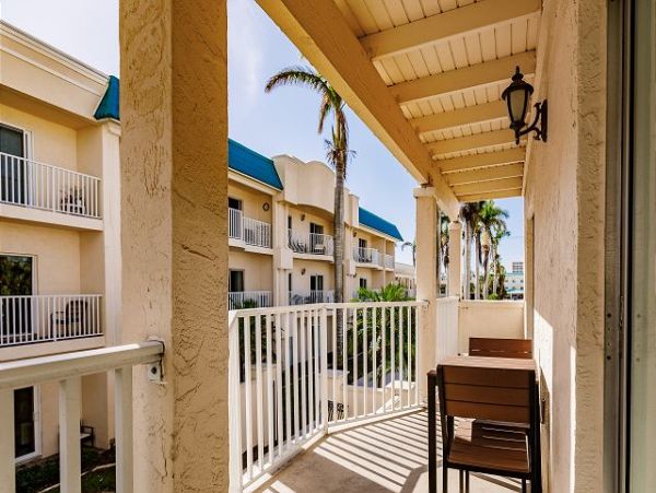 Siesta Key Two Bedroom Condo Crescent Beach