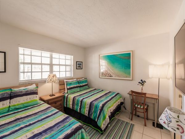 Siesta Key Two Bedroom Condo Crescent Beach