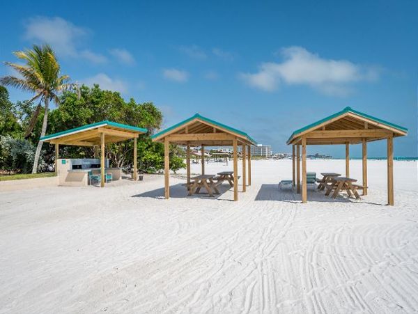 Siesta Key Beautifully Renovated Two-Bedroom Bayside Condo