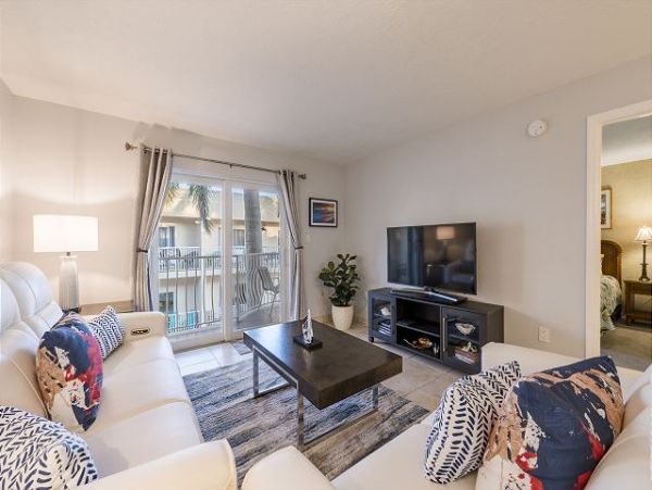 Siesta Key Beautifully Renovated Two-Bedroom Bayside Condo