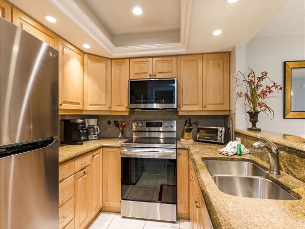 Siesta Key Beautifully Renovated Two-Bedroom Bayside Condo