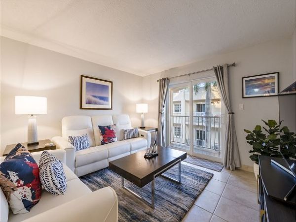 Siesta Key Beautifully Renovated Two-Bedroom Bayside Condo