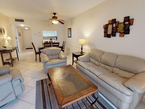 Bayside 2 Bedroom Condo in Siesta Key Sleeps 6