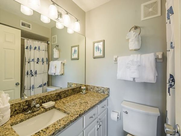 Siesta Key Beautiful Two Bedroom Vacation Condo