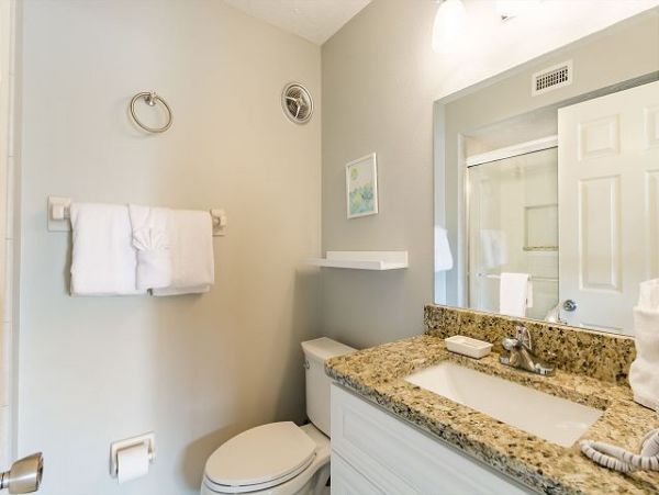 Siesta Key Beautiful Two Bedroom Vacation Condo