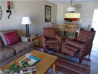 Open floorplan living room & dining room Open floorplan living room & dining room