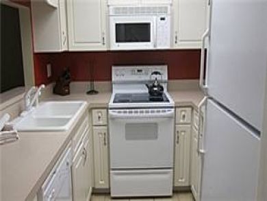 Fully equipped open kitchen Fully equipped open kitchen