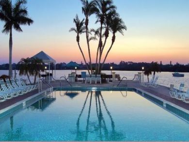 Bayfront Siesta Key Vacation Condo