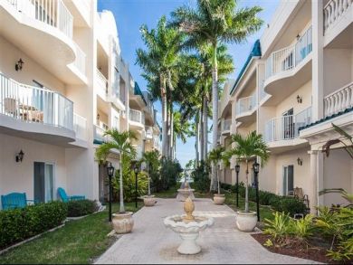 Bayfront Siesta Key Vacation Condo