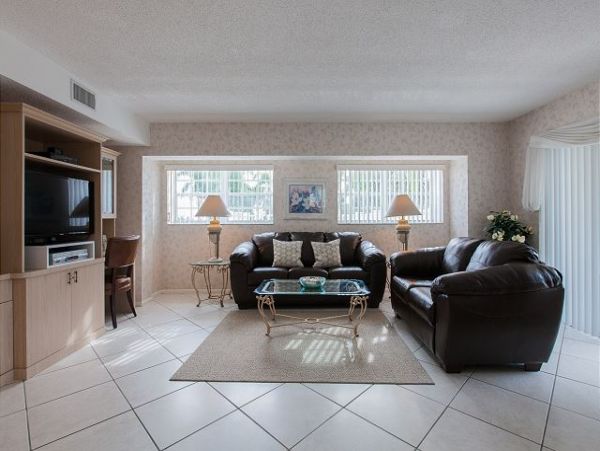 Siesta Key Condo 879009