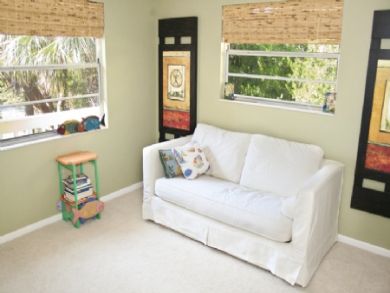 Naples Home 879084