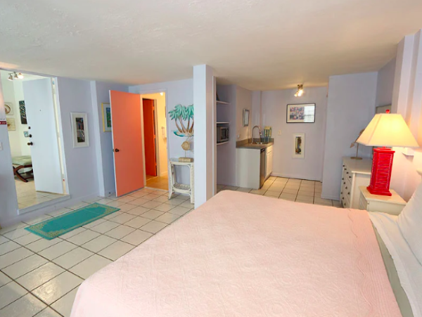 Charming Captiva Island Retreat Just Steps from the Beach