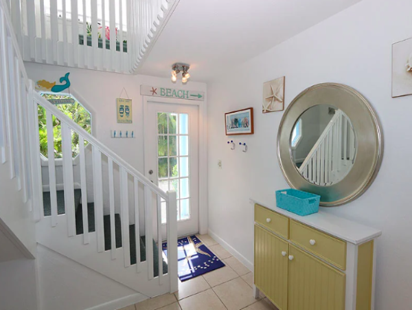 Charming Captiva Island Retreat Just Steps from the Beach