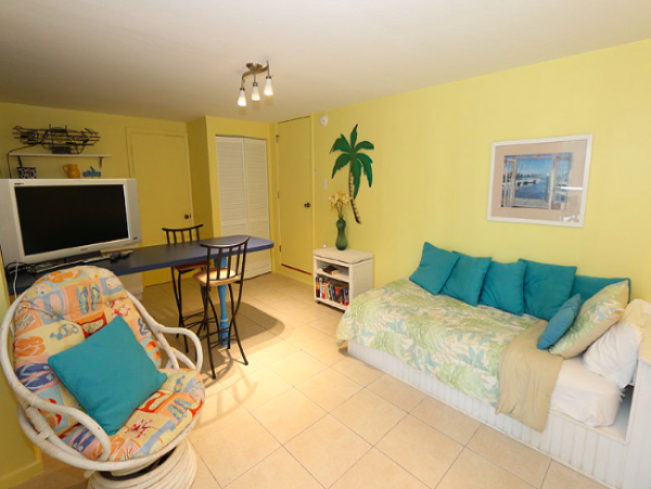 Charming Captiva Island Retreat Just Steps from the Beach