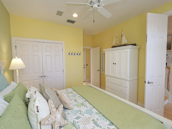 Five Bedroom Captiva Vacation Rental - 200ft from Beach!