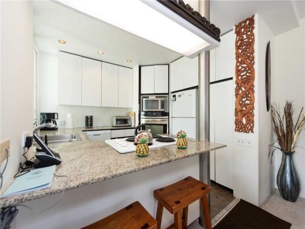 MAUI Vacation Rental Condo with 2 Bedrooms Walk To Beach