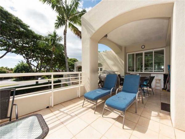 MAUI Vacation Rental Condo with 2 Bedrooms Walk To Beach