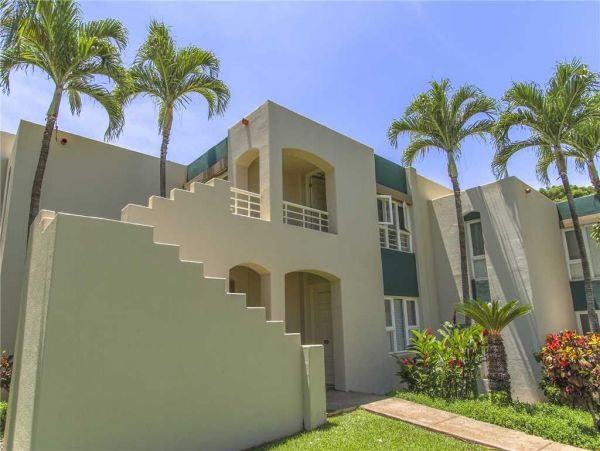 MAUI Vacation Rental Condo with 2 Bedrooms Walk To Beach