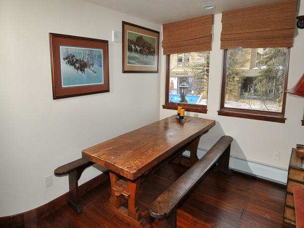 2 Bedroom Ski in Ski Out  Vacation Rental Sleeps 6 Lionshead