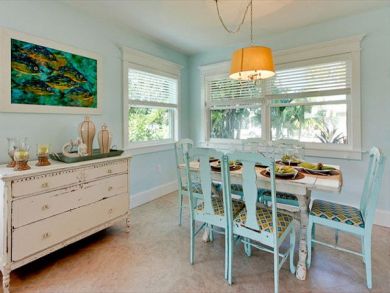 Dining Area for Six