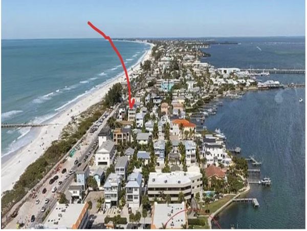 Luxury Bradenton Beach 3 Bedroom Vacation Duplex Rental