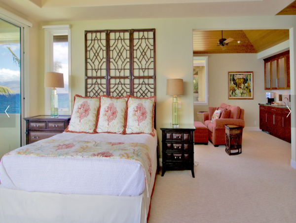 Waterfront Vacation Rental 4 Bedroom with Outdoor Pool