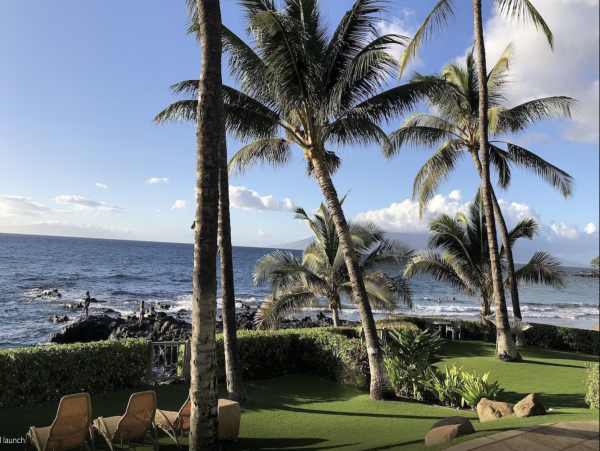 Waterfront Vacation Rental 4 Bedroom with Outdoor Pool