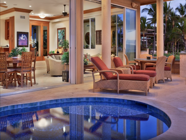 Waterfront Vacation Rental 4 Bedroom with Outdoor Pool