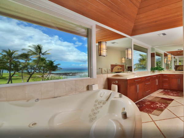 Waterfront Vacation Rental 4 Bedroom with Outdoor Pool