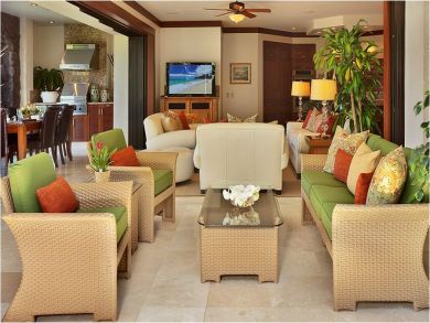 Indoor/Outdoor Living Area