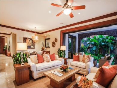 Living & DIning Area