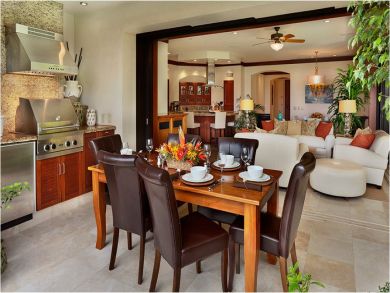 Outside Dining Area & BBQ Grill
