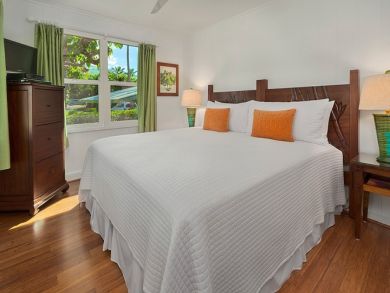 Two Bedroom Maui On the Beach Vacation Cottage Home For Rent Two Bedroom Maui On the Beach Vacation Cottage Home For Rent