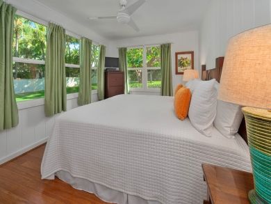 Two Bedroom Maui On the Beach Vacation Cottage Home For Rent Two Bedroom Maui On the Beach Vacation Cottage Home For Rent