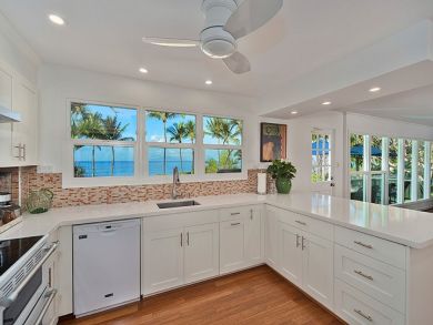 Two Bedroom Maui On the Beach Vacation Cottage Home For Rent Two Bedroom Maui On the Beach Vacation Cottage Home For Rent