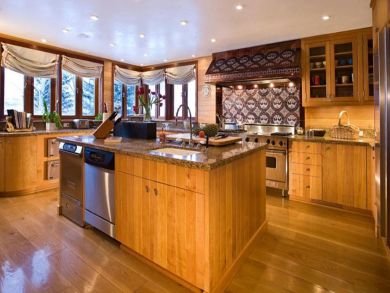 Gourmet Kitchen