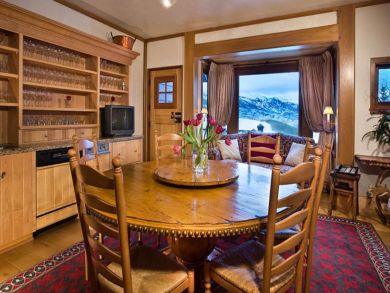 Wooden Dining Table Seats 6