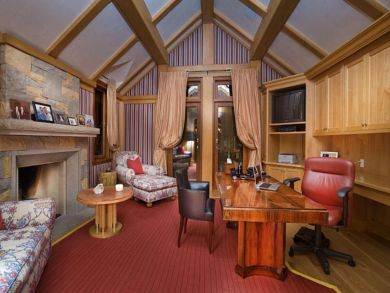 Spacious Office