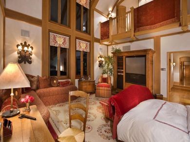 Luxourius Bedroom