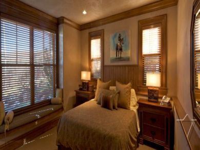 Five Bedroom Luxury Ski Home - One of the Top Rentals! Five Bedroom Luxury Ski Home - One of the Top Rentals!