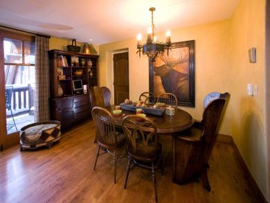 Four Bedrooms Family Ski Residence with Communal Pool