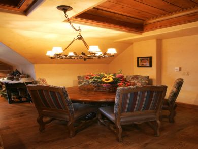 Three Bedroom Nestled in Colorado's Best Ski Destination
